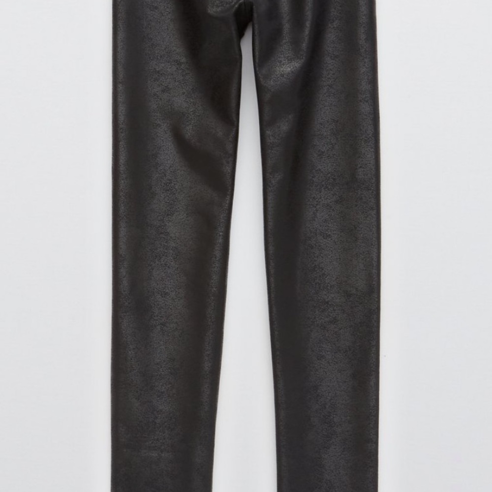 OFFLINE By Aerie The Hugger Crossover High Waisted Crackle Legging